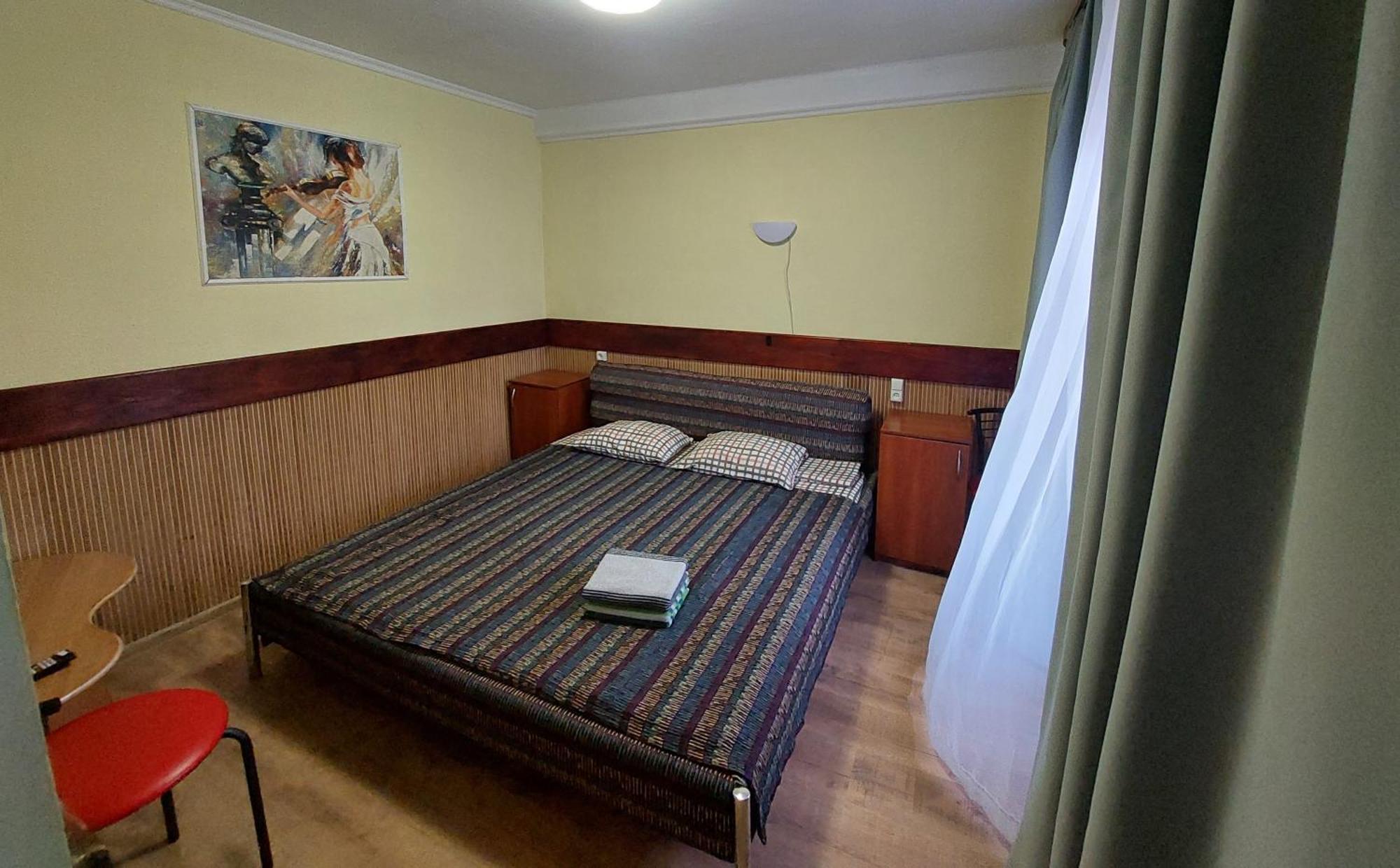 Hotel Desna Kut Kiev Exteriör bild